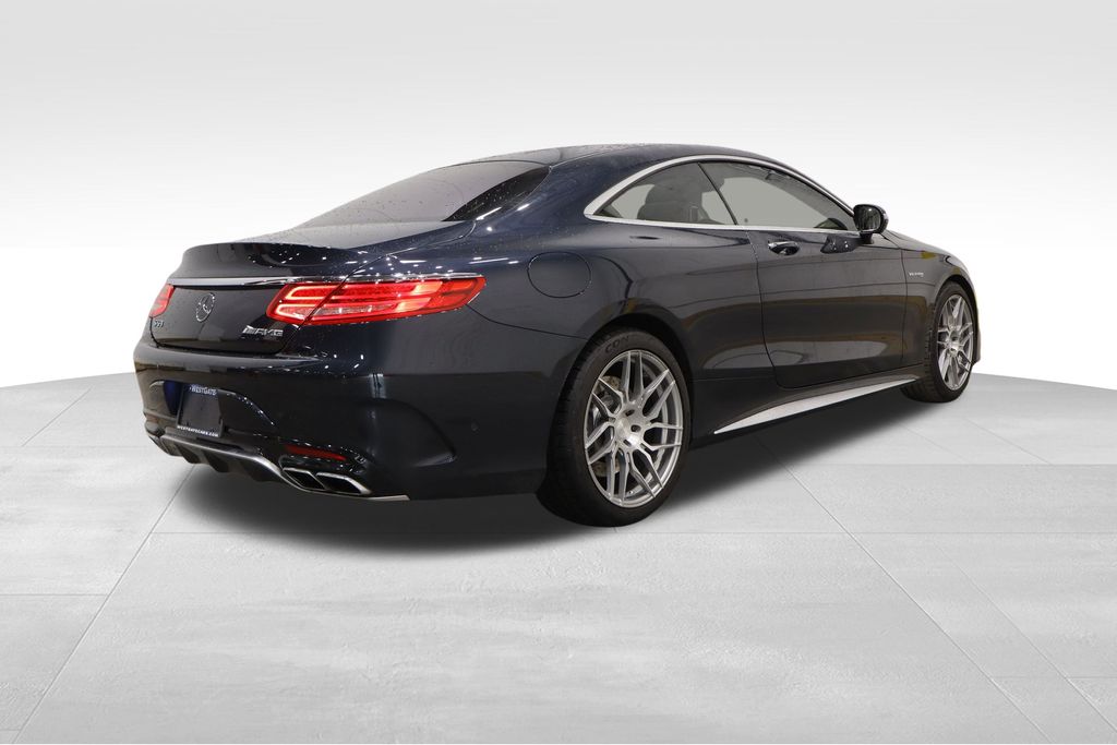 Vehicle image 4 of 67