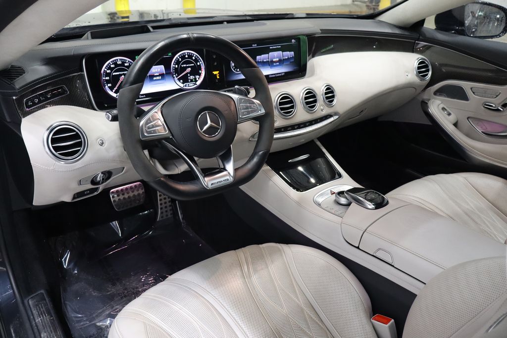 Vehicle image 19 of 67
