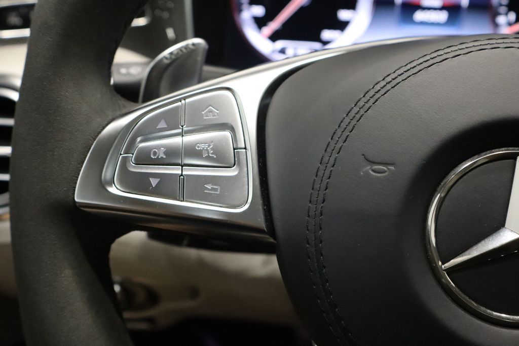 Vehicle image 21 of 67