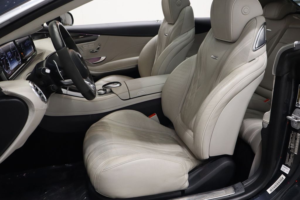 Vehicle image 10 of 67