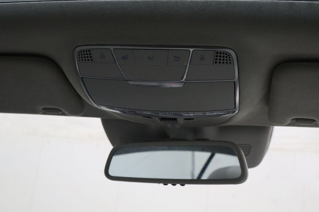Vehicle image 24 of 67