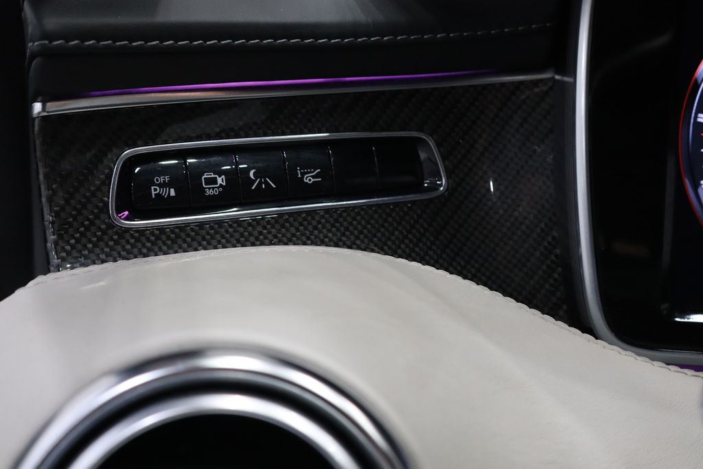 Vehicle image 16 of 67