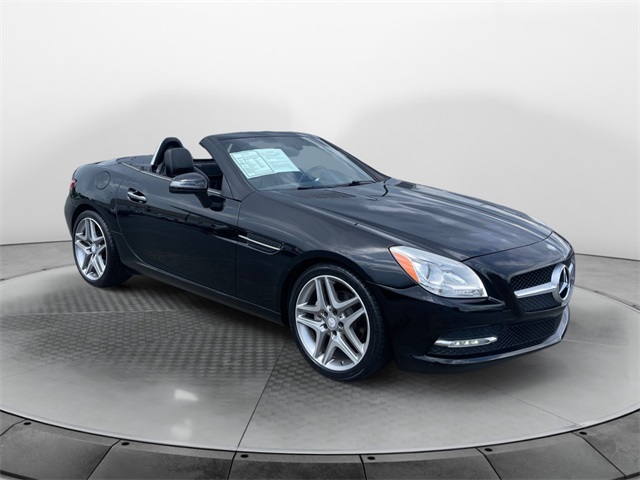 Vehicle image 5 of 32