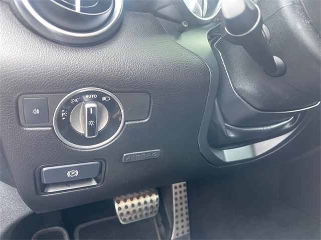 Vehicle image 32 of 32