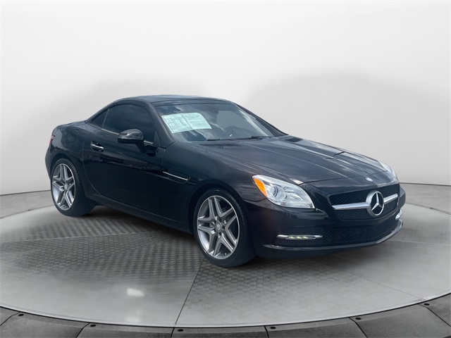 Vehicle image 6 of 32
