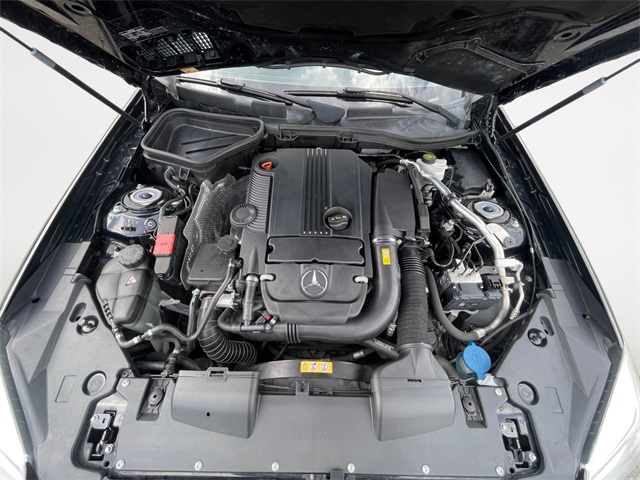 Vehicle image 13 of 32
