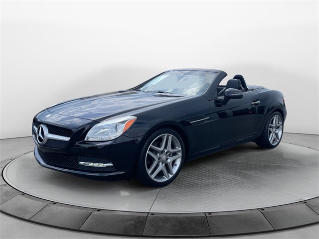 Vehicle image 1 of 32