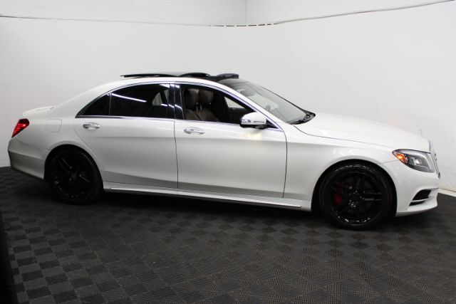 2015 Mercedes-Benz S-Class 550 Image 2 of 31