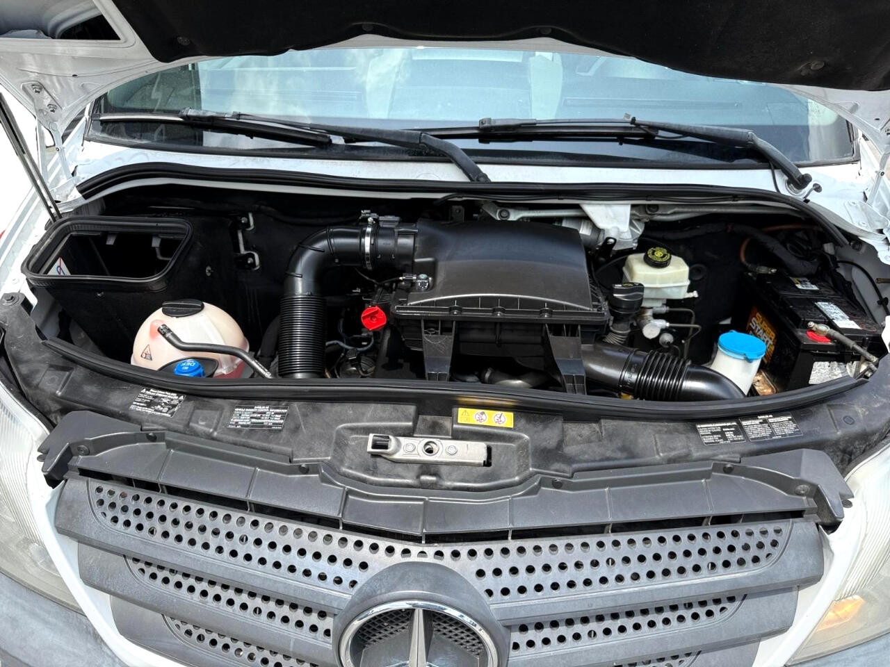 Vehicle image 16 of 26