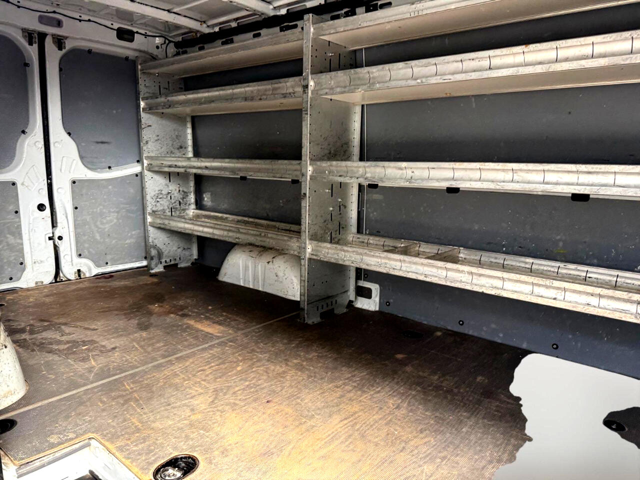 Vehicle image 25 of 26