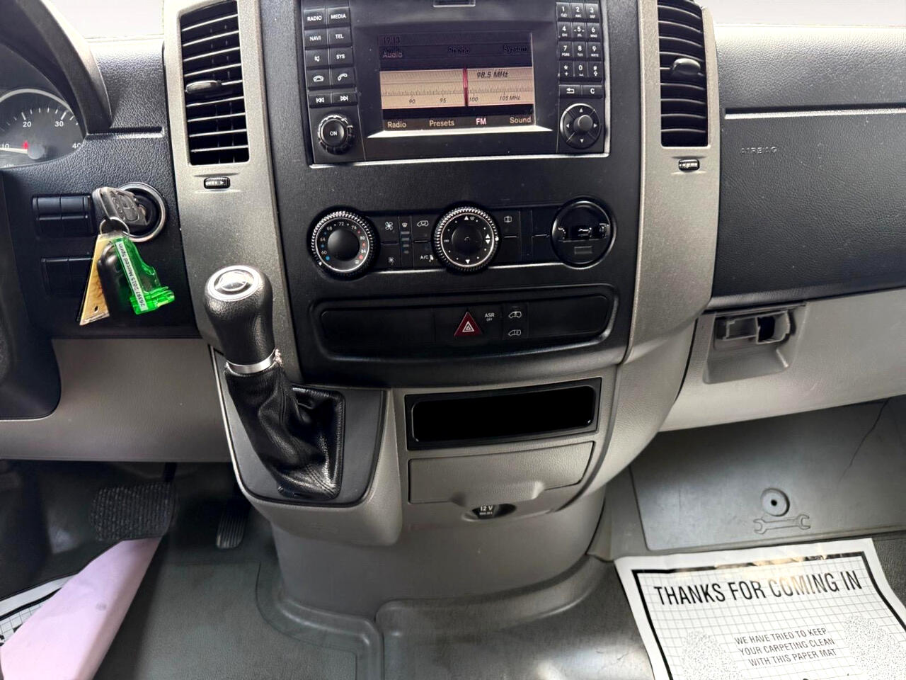 Vehicle image 22 of 26