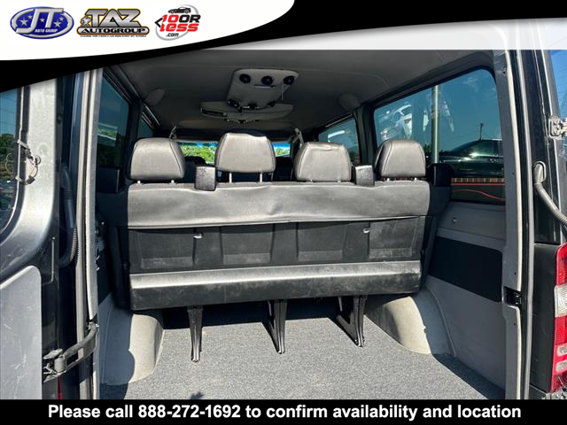 Vehicle image 16 of 20