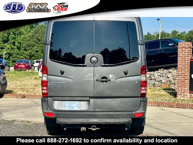 Vehicle image 3 of 20