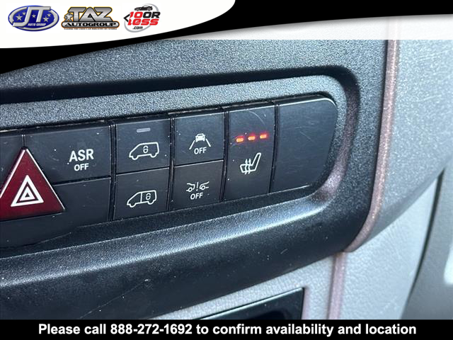 Vehicle image 6 of 20