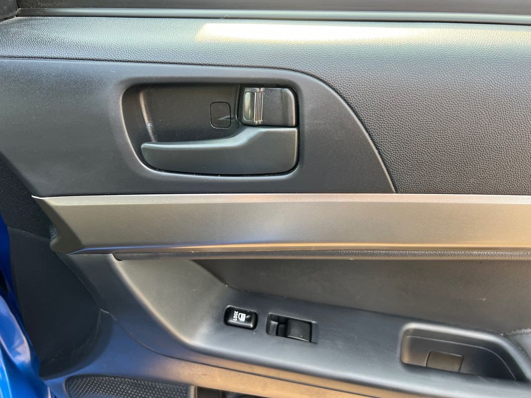 Vehicle image 24 of 45