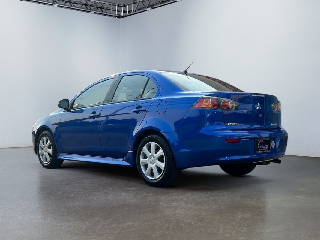 Vehicle image 7 of 45