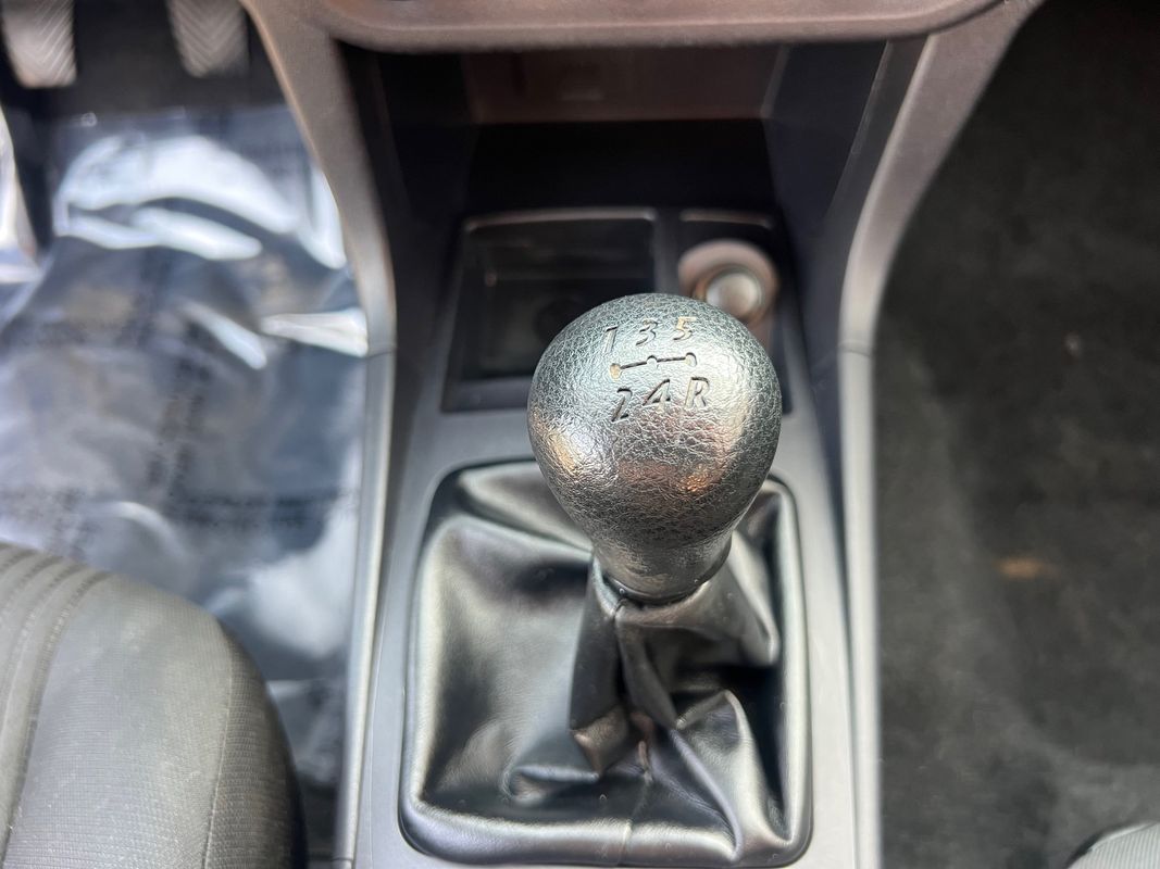 Vehicle image 22 of 45