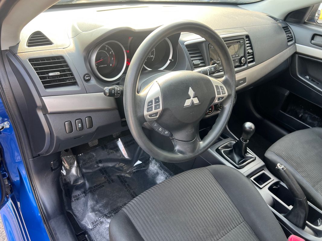 Vehicle image 11 of 45