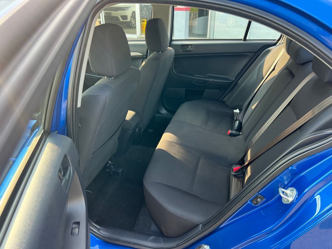 Vehicle image 29 of 45