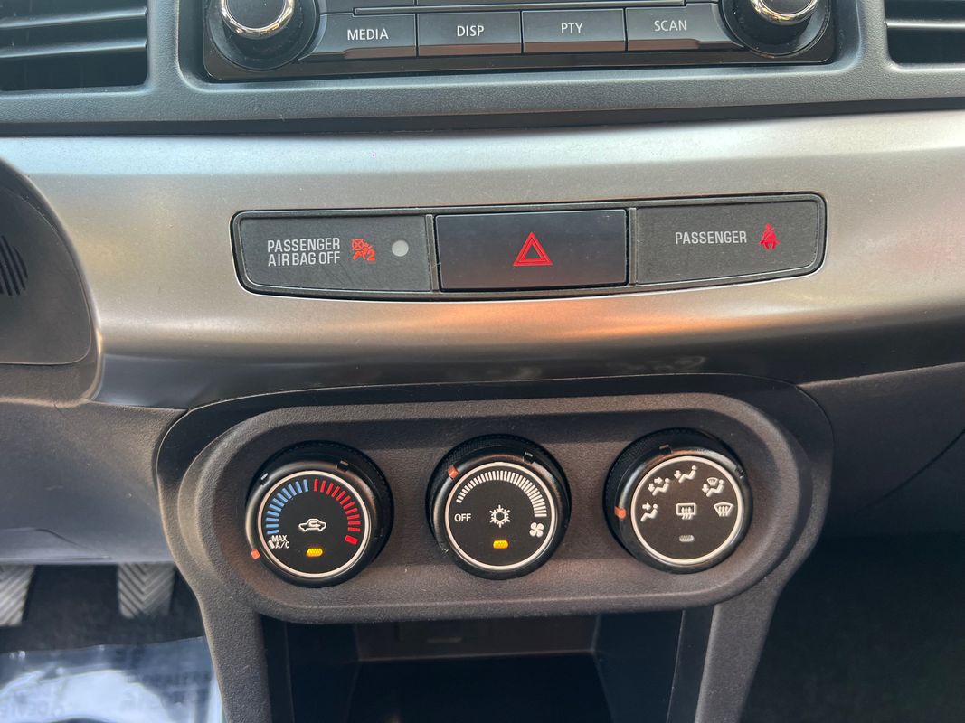 Vehicle image 21 of 45