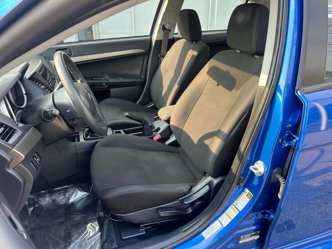 Vehicle image 13 of 45
