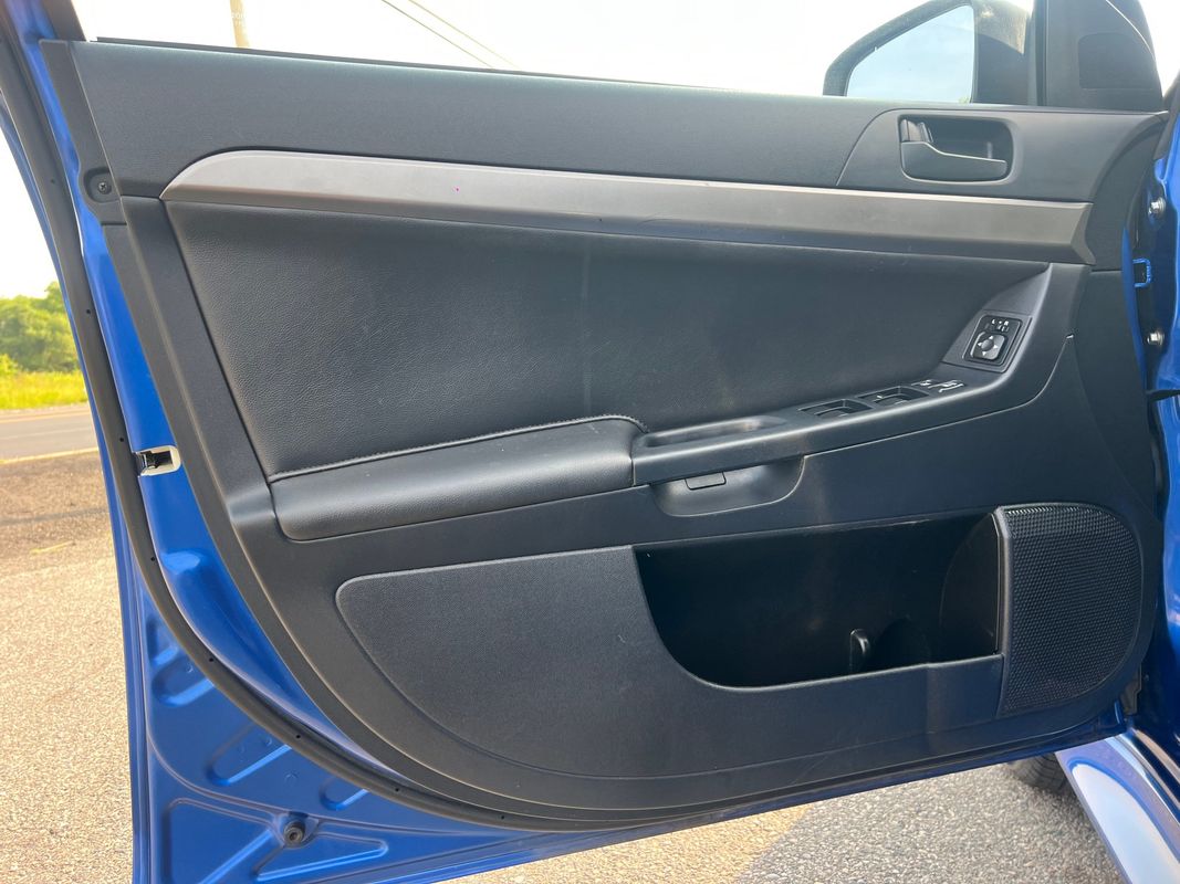 Vehicle image 9 of 45