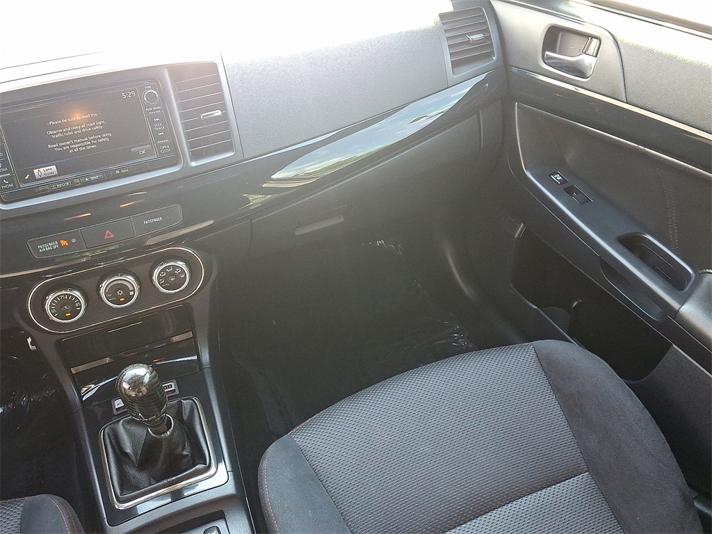 Vehicle image 29 of 31