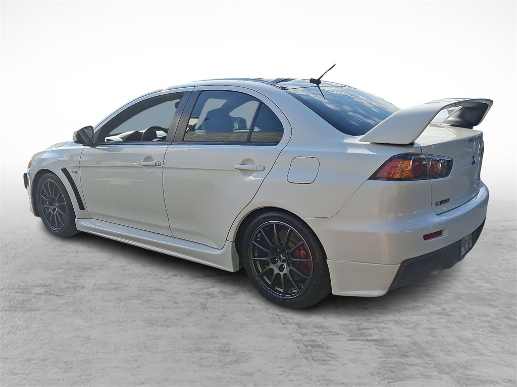 Vehicle image 10 of 31