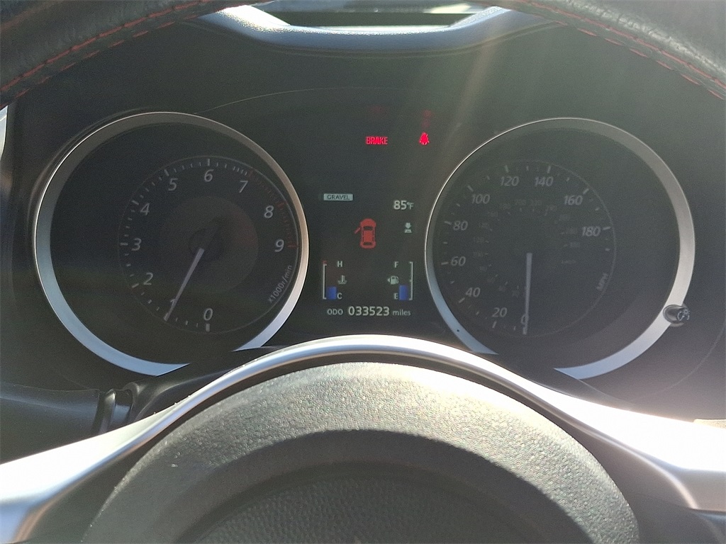 Vehicle image 22 of 31