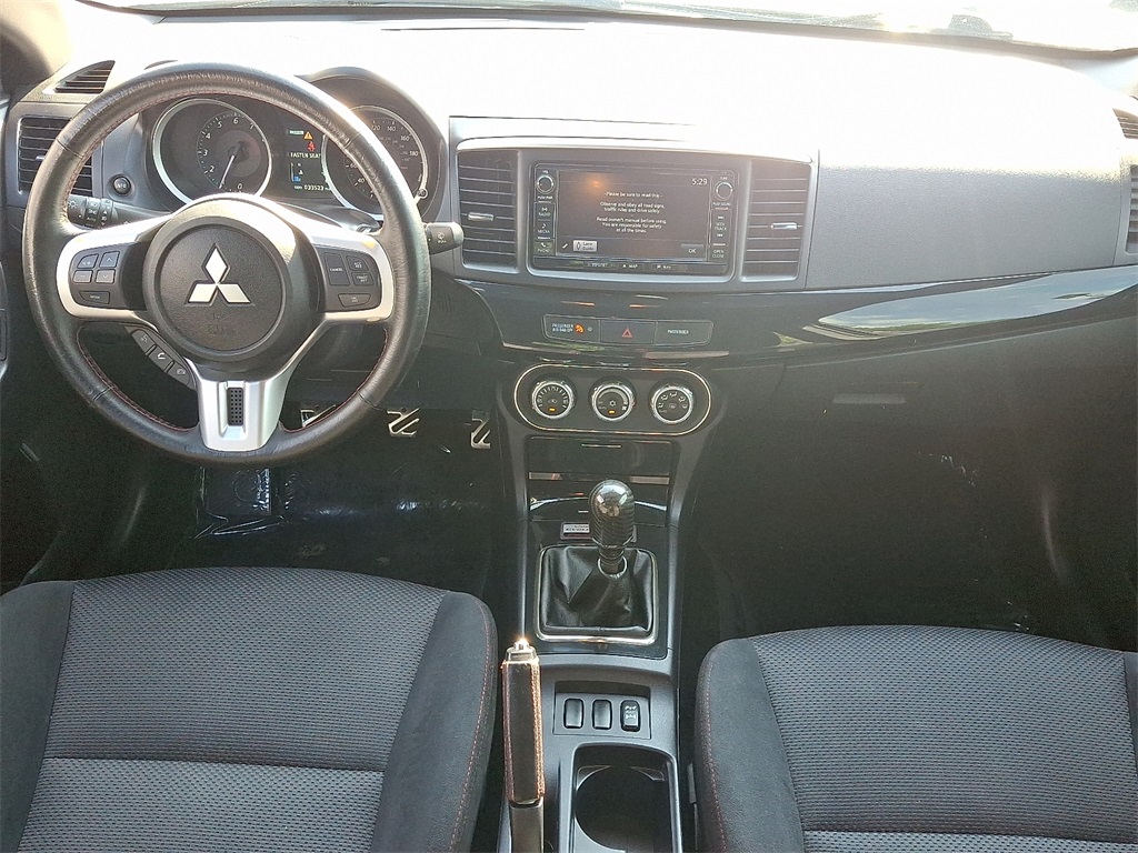 Vehicle image 21 of 31