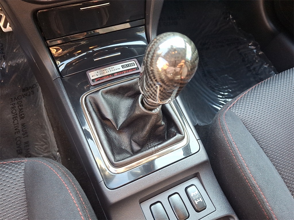 Vehicle image 26 of 31