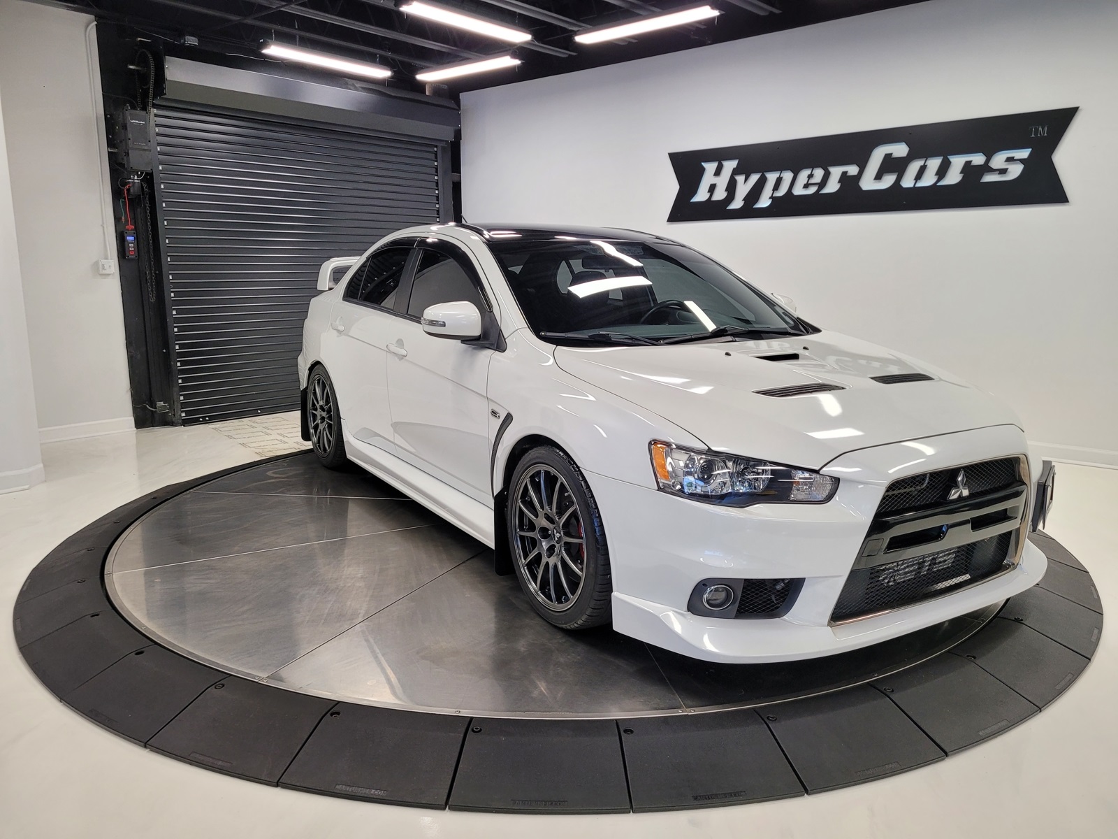 Vehicle image 12 of 84