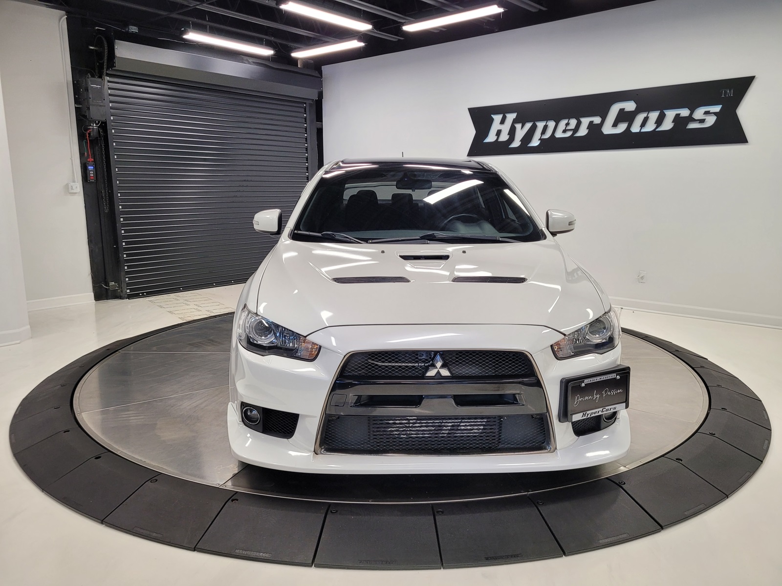 Vehicle image 4 of 84