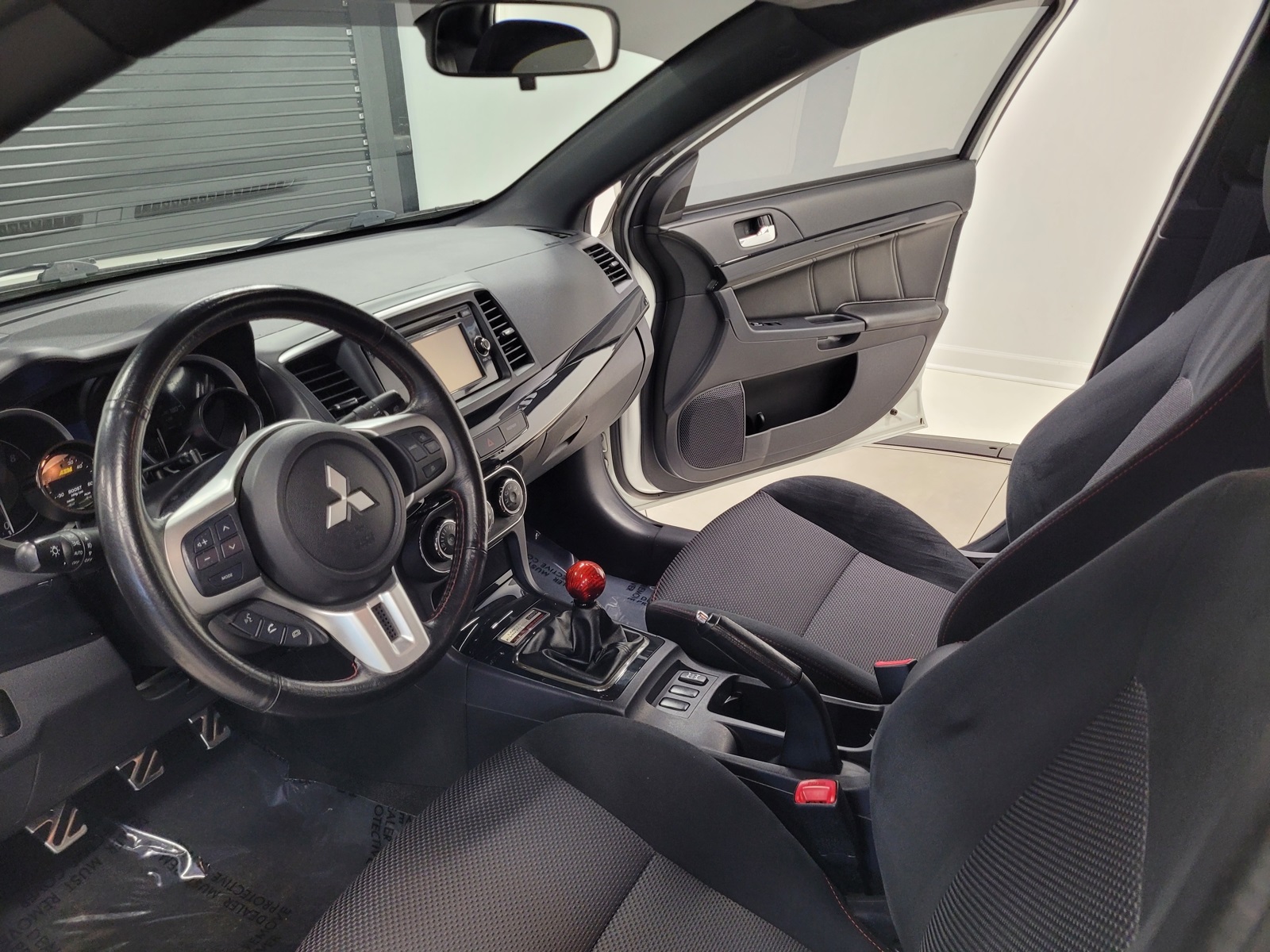 Vehicle image 30 of 84