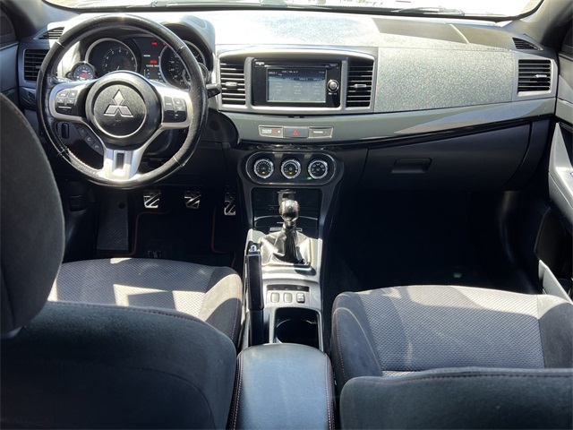 Vehicle image 21 of 27