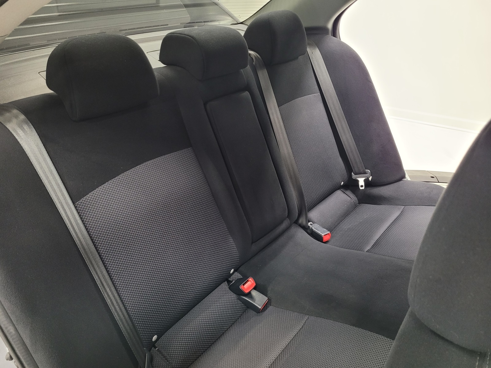 Vehicle image 42 of 52