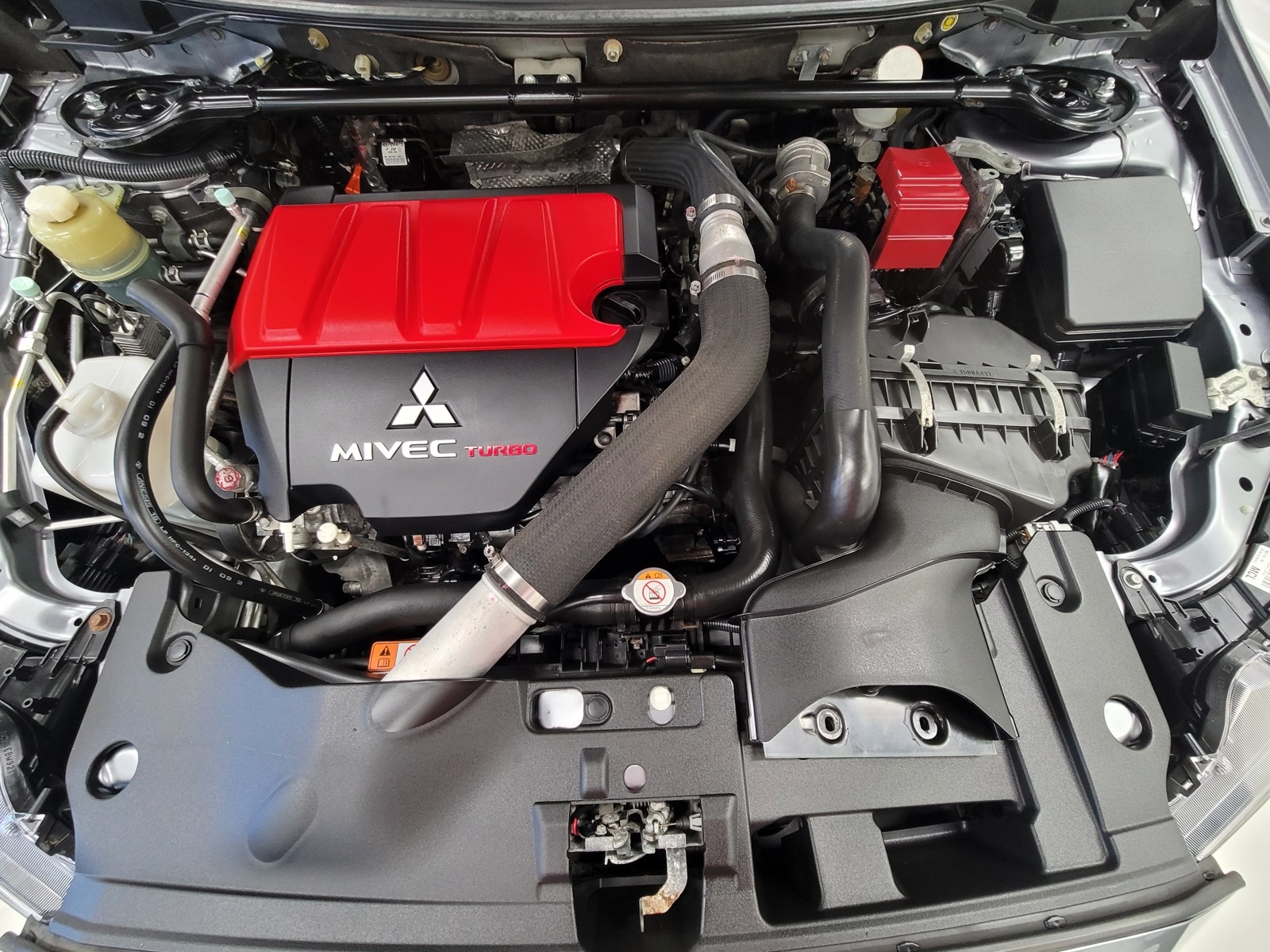 Vehicle image 23 of 52
