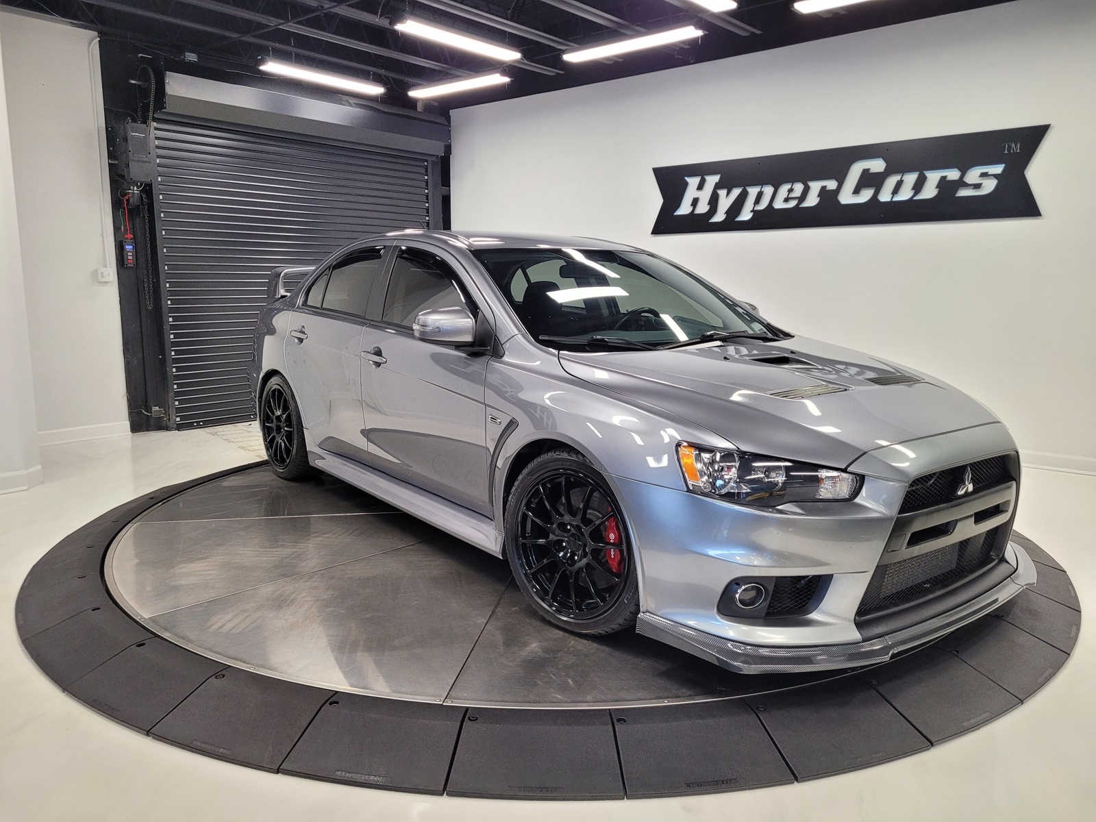 Vehicle image 9 of 52