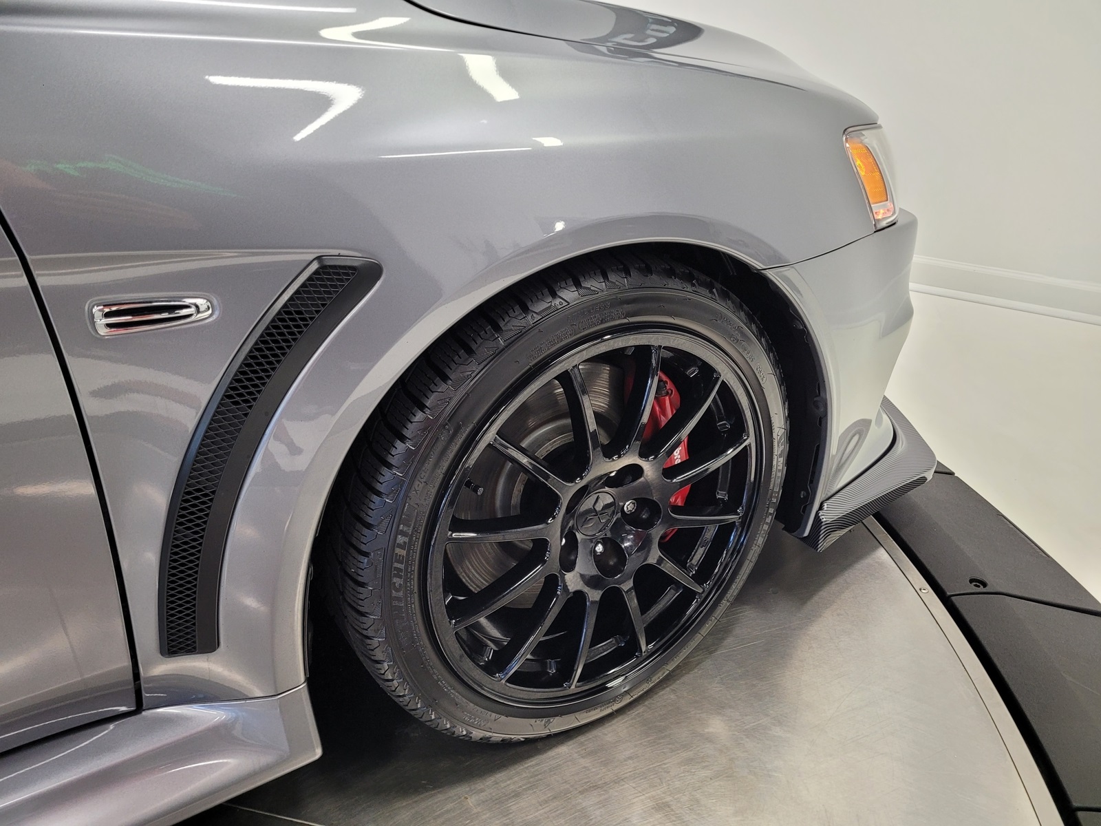 Vehicle image 49 of 52