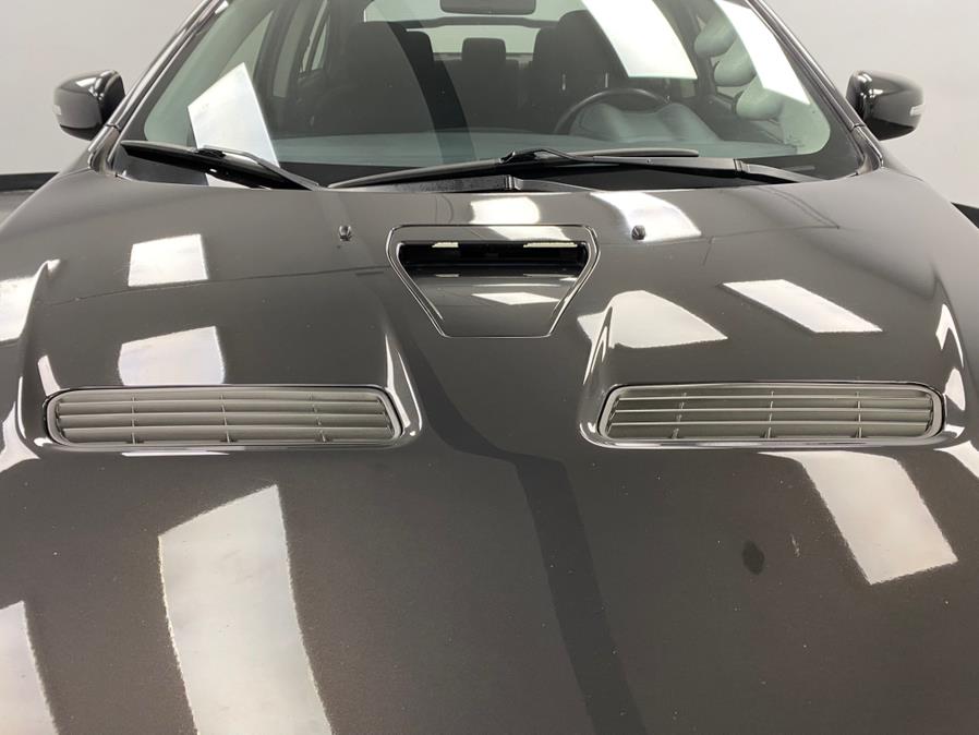 Vehicle image 16 of 54