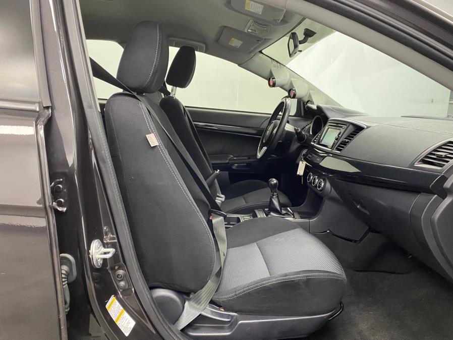 Vehicle image 36 of 54