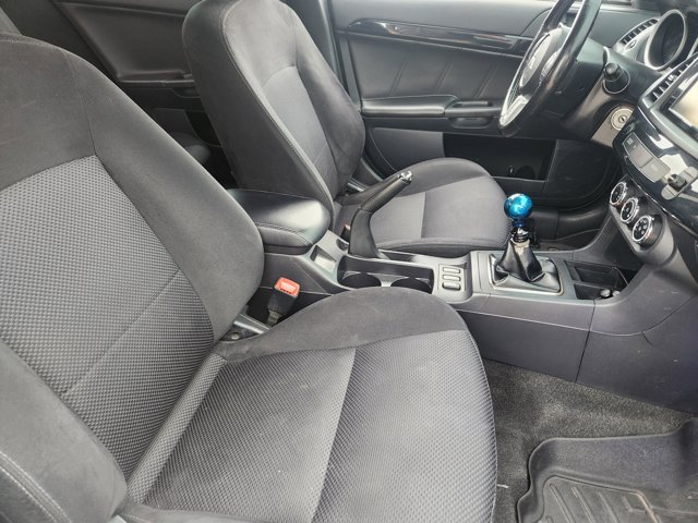 Vehicle image 10 of 22