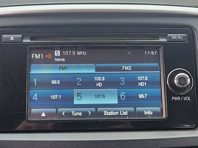 Vehicle image 12 of 22
