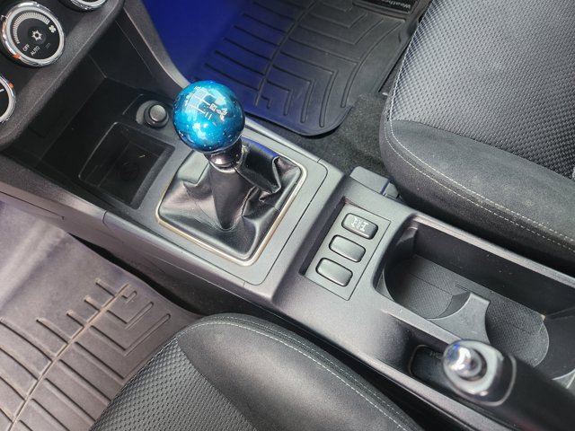 Vehicle image 14 of 22