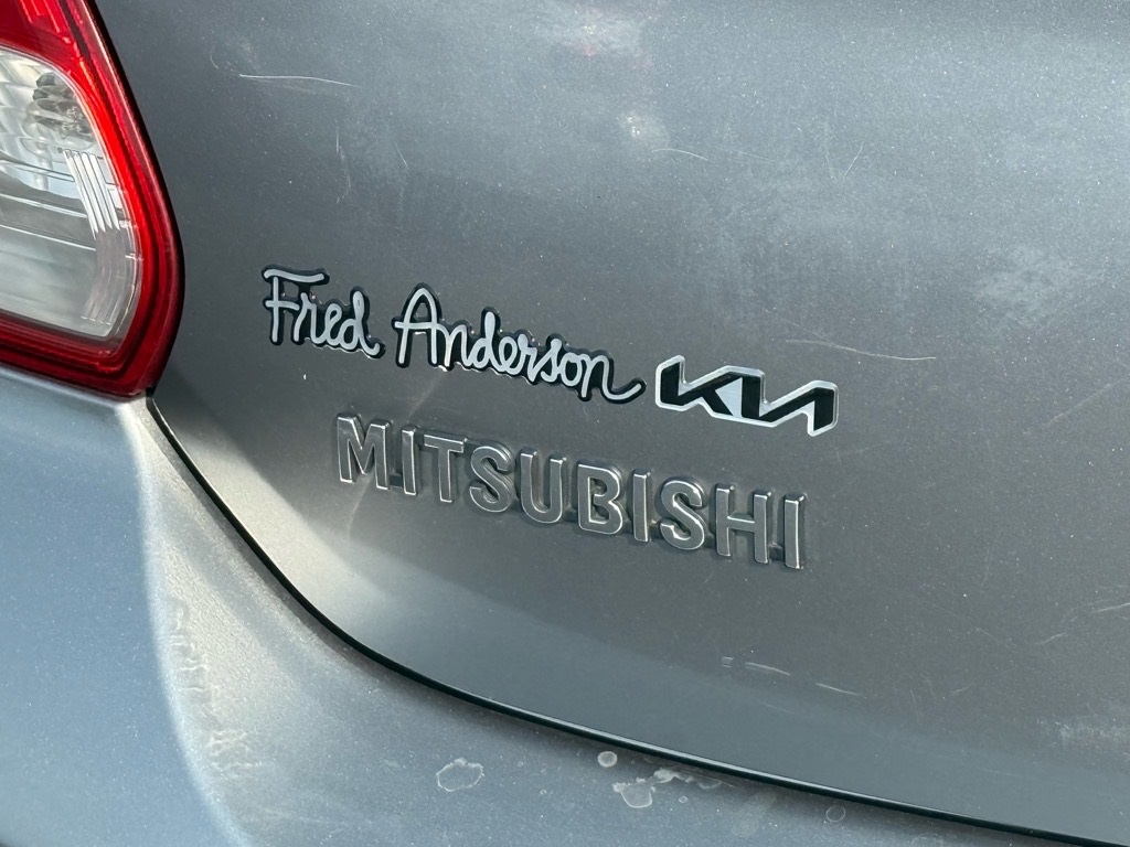 Vehicle image 14 of 25