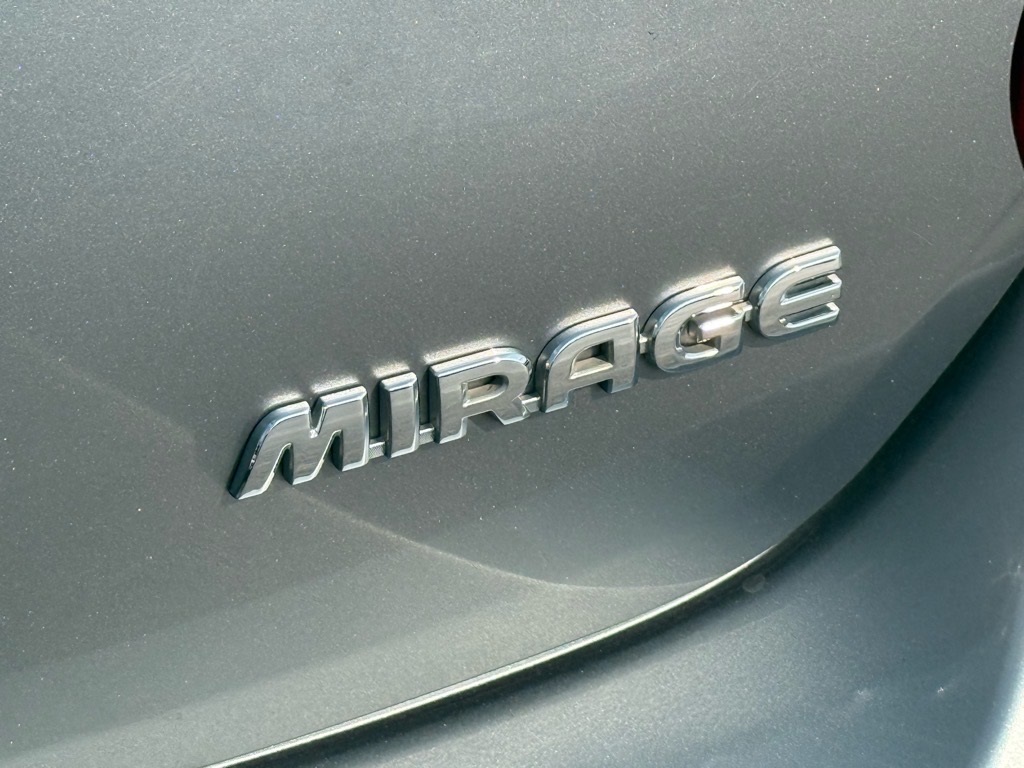 Vehicle image 13 of 25