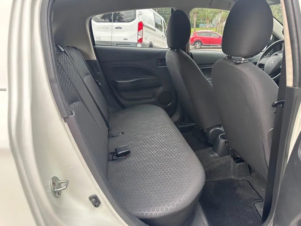Vehicle image 16 of 20