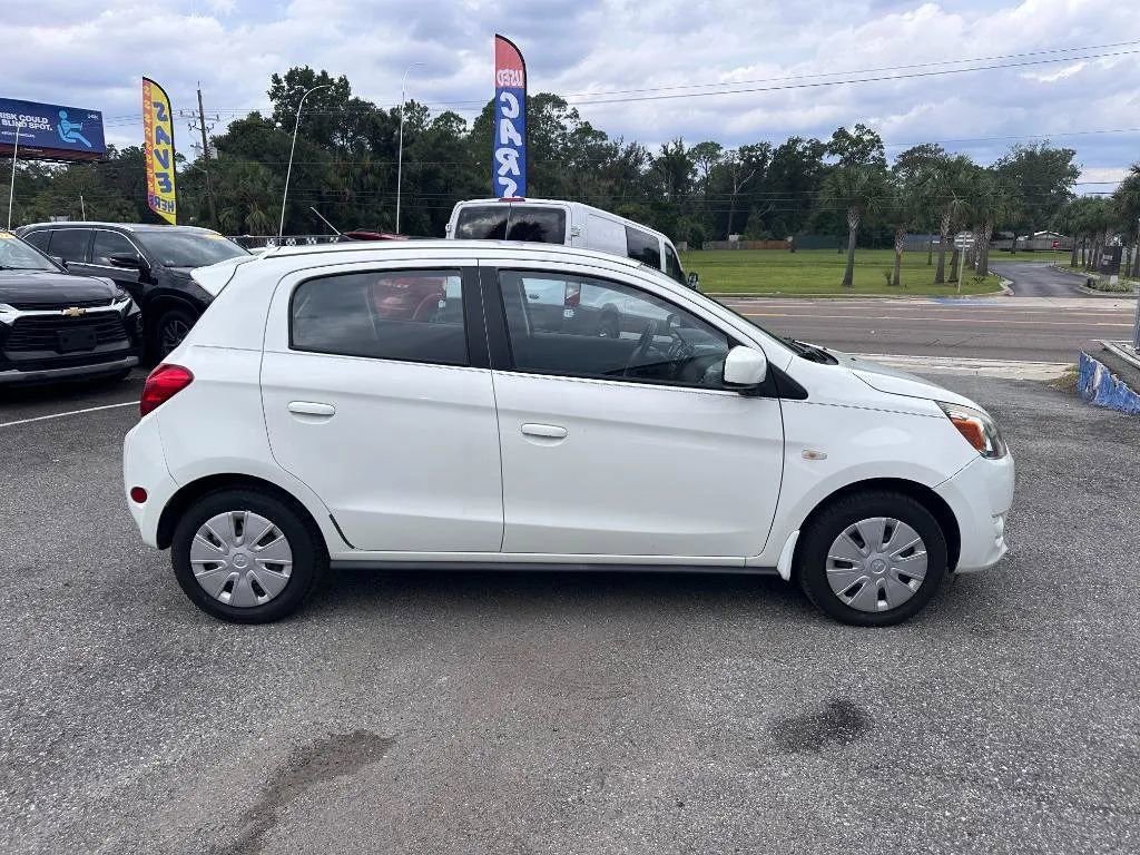 Vehicle image 4 of 20