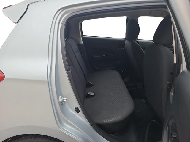 Vehicle image 20 of 24