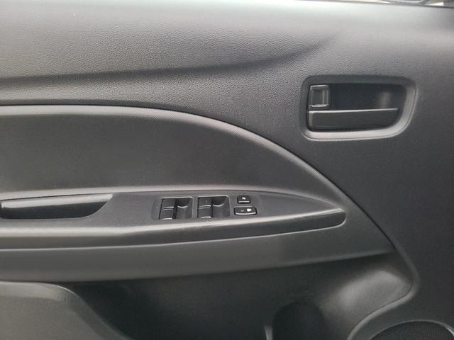 Vehicle image 10 of 24